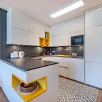 5 Alpe Maritima Seeblick-bergkulisse By Interhome アンネンハイム