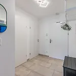 5 Alpe Maritima Seeblick-bergkulisse By Interhome アパート