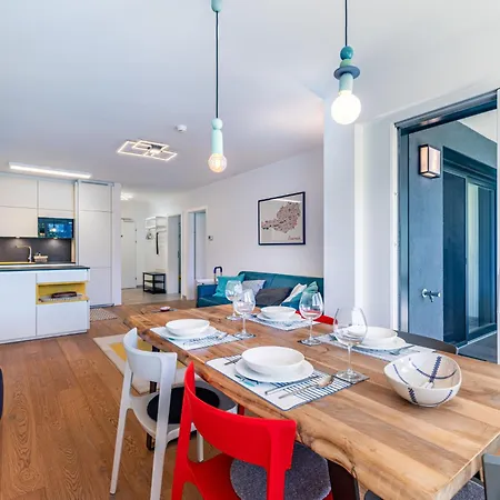 5 Alpe Maritima Seeblick-bergkulisse By Interhome * Annenheim