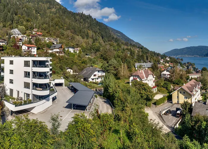 5 Alpe Maritima Seeblick-bergkulisse By Interhome