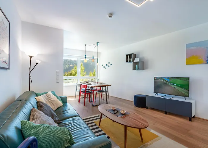 Apartament 5 Alpe Maritima Seeblick-bergkulisse By Interhome *