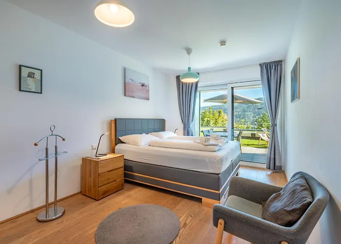 דירה 5 Alpe Maritima Seeblick-bergkulisse By Interhome