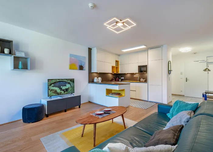 5 Alpe Maritima Seeblick-bergkulisse By Interhome * אננהיים