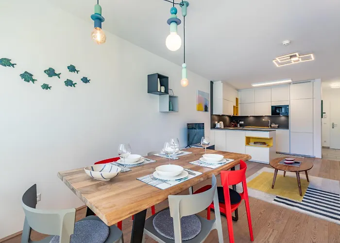 דירה 5 Alpe Maritima Seeblick-bergkulisse By Interhome *