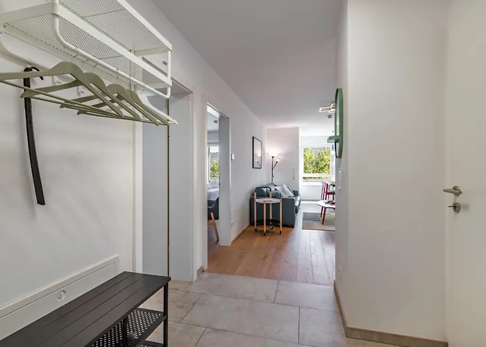 5 Alpe Maritima Seeblick-bergkulisse By Interhome * אננהיים